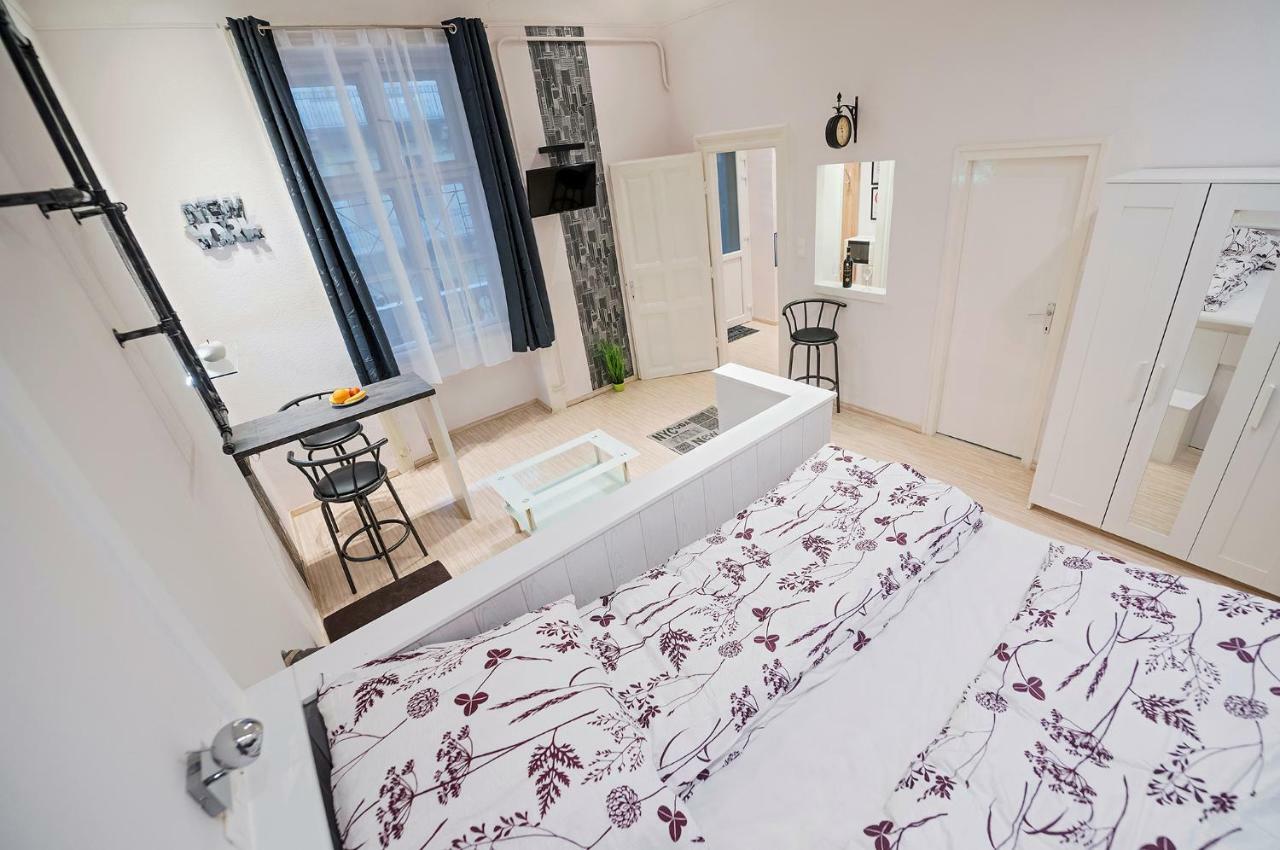 דירות בודפשט Free Parking, Quiet Design Flat In The Centre מראה חיצוני תמונה